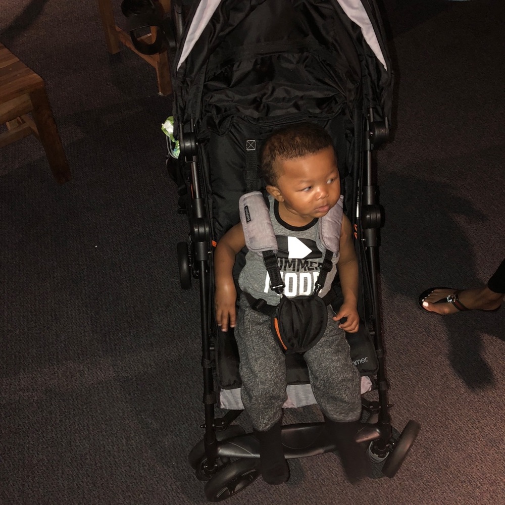 Meet your Posher, Elvis